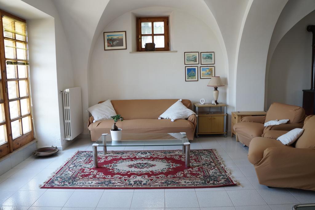 Bed and Breakfast Il Giardino Penne Екстер'єр фото